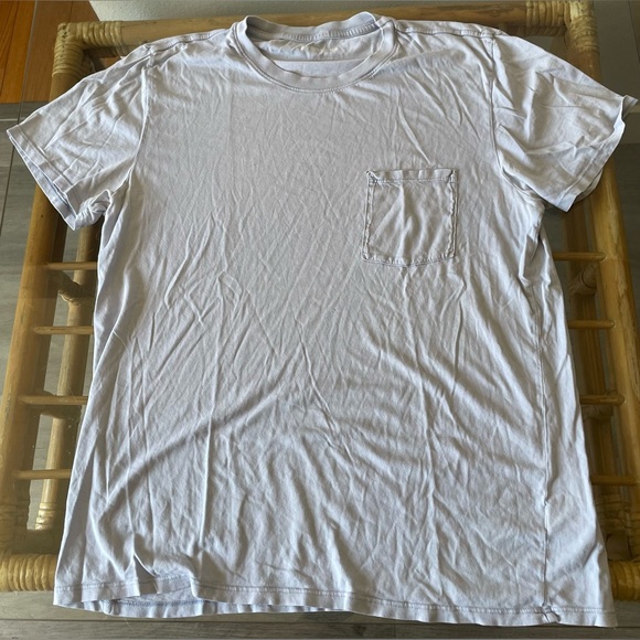 3 Large Everlane t-shirts - Picture 3 of 4